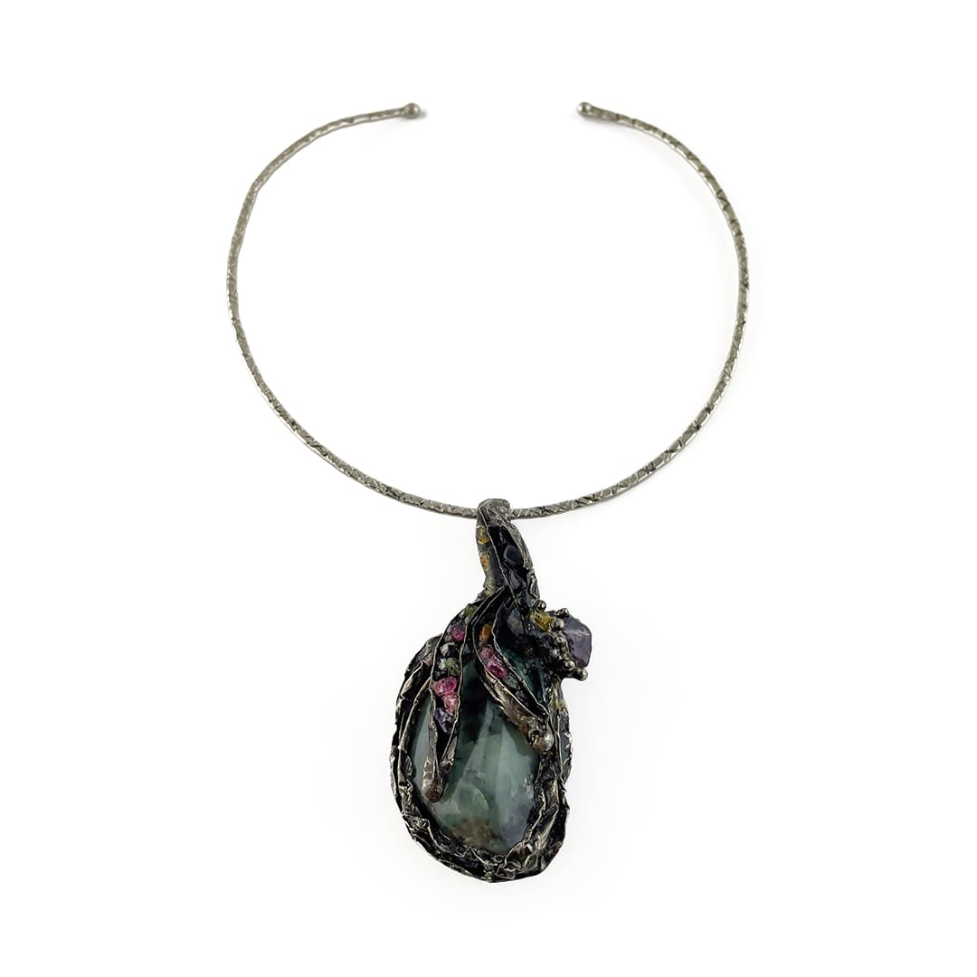 Proteção Necklace