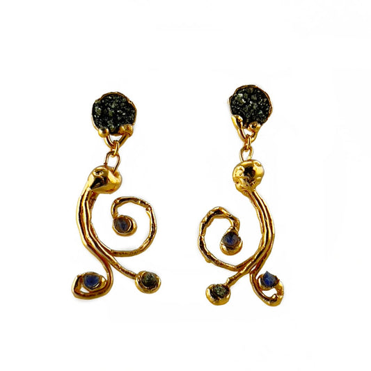 Intimidade Earrings