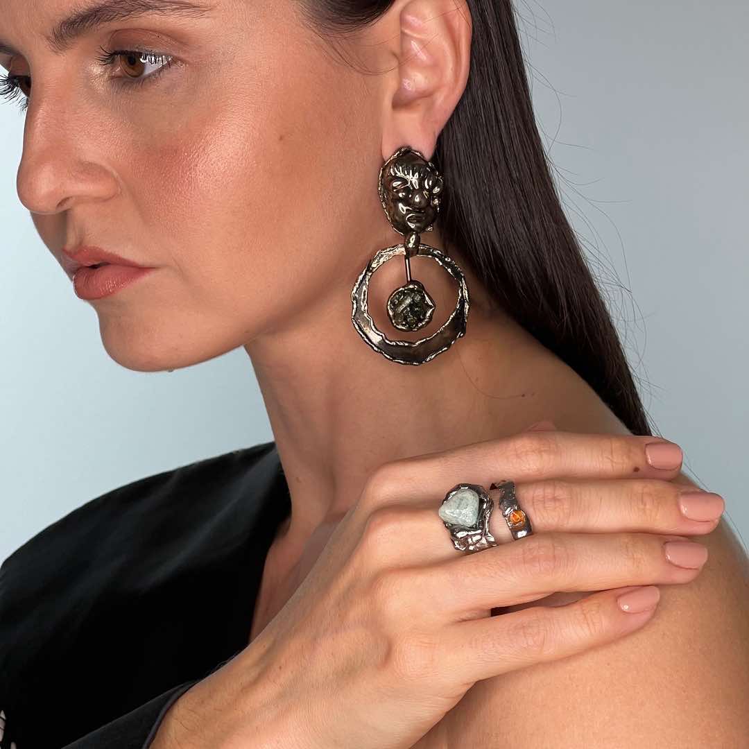 Íntimo Earrings